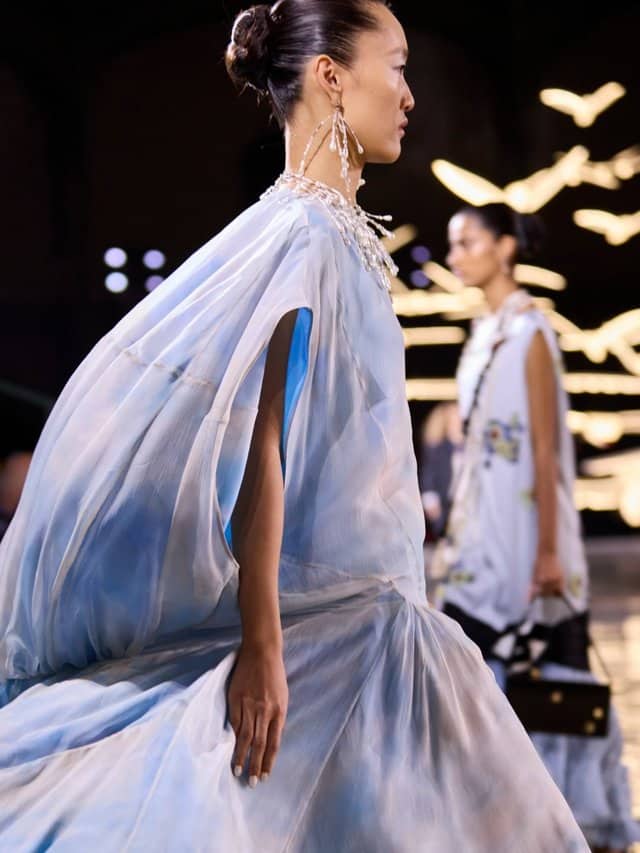 Matthieu Blazy habille Chanel de soie et de lumière pour 2027