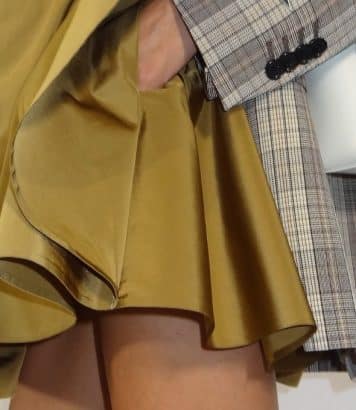 ParisSelectBook - McCollough et Hernandez bâtissent une garde-robe Loewe entre deux mondes