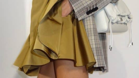ParisSelectBook - McCollough et Hernandez bâtissent une garde-robe Loewe entre deux mondes