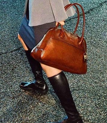 Miu Miu habille l'hiver en cuir stretch et popeline sensuelle
