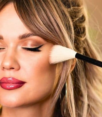 « Mon anti-cernes sèche moins depuis que j'utilise ça » : cette crème Kiehl's à 35€ prépare la peau au maquillage
