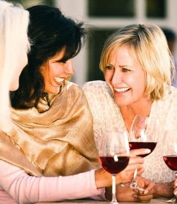 « Mon fond de teint me vieillissait » : ces détails de maquillage après 50 ans que j'ai enfin corrigés