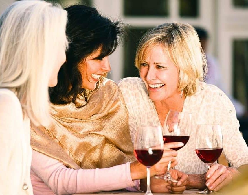 « Mon fond de teint me vieillissait » : ces détails de maquillage après 50 ans que j'ai enfin corrigés
