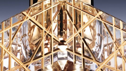 ParisSelectBook - Neuf flacons Dior, Yquem et Baccarat pour une crème en série limitée
