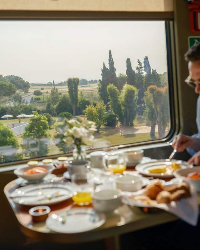 Orient Express revisite l'Italie entre train et mer
