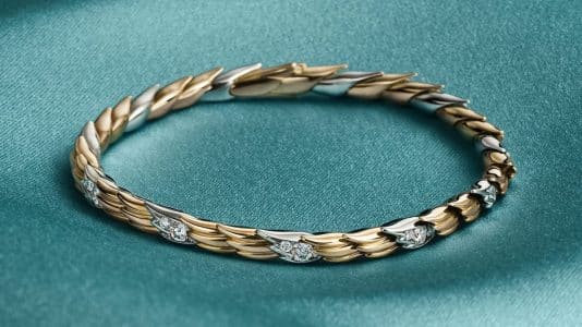 ParisSelectBook - Tiffany & Co. sculpte le vol en or et platine avec Bird on a Rock