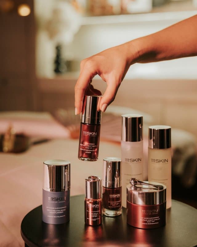 Un expert londonien de 111SKIN s'installe au Mandarin Oriental Paris
