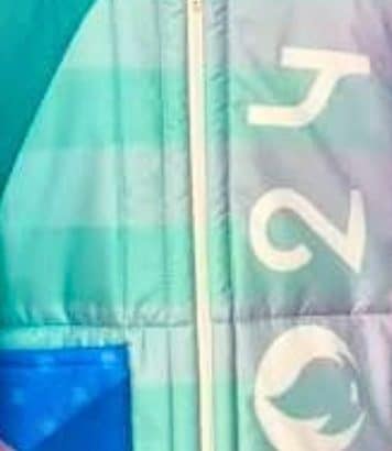 Une couette des JO de Paris 2024 recyclée en veste collector : 2 millions de vues