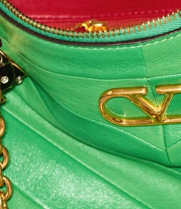 ParisSelectBook - Valentino Antibiblioteca joue la couleur contre les mots