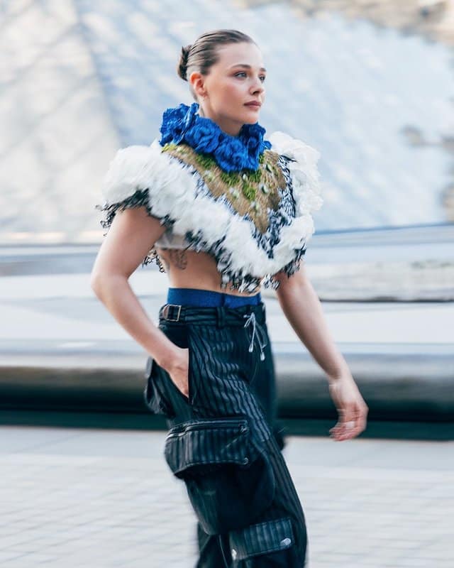 Zendaya à la Cour Carrée pour le défilé Louis Vuitton